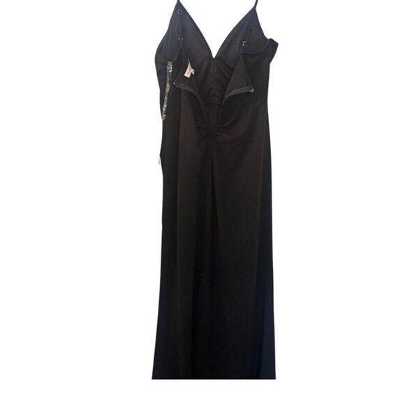 Emerald Sundae Juniors' Ruched Side-Slit Slim Gown new, women’s dress - Picture 9 of 16